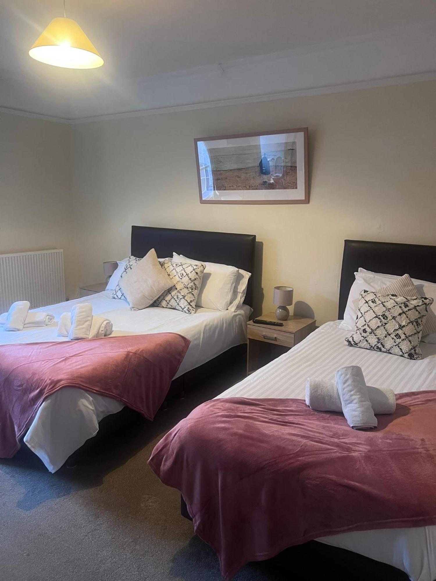 The Crown Hotel Lynton Buitenkant foto
