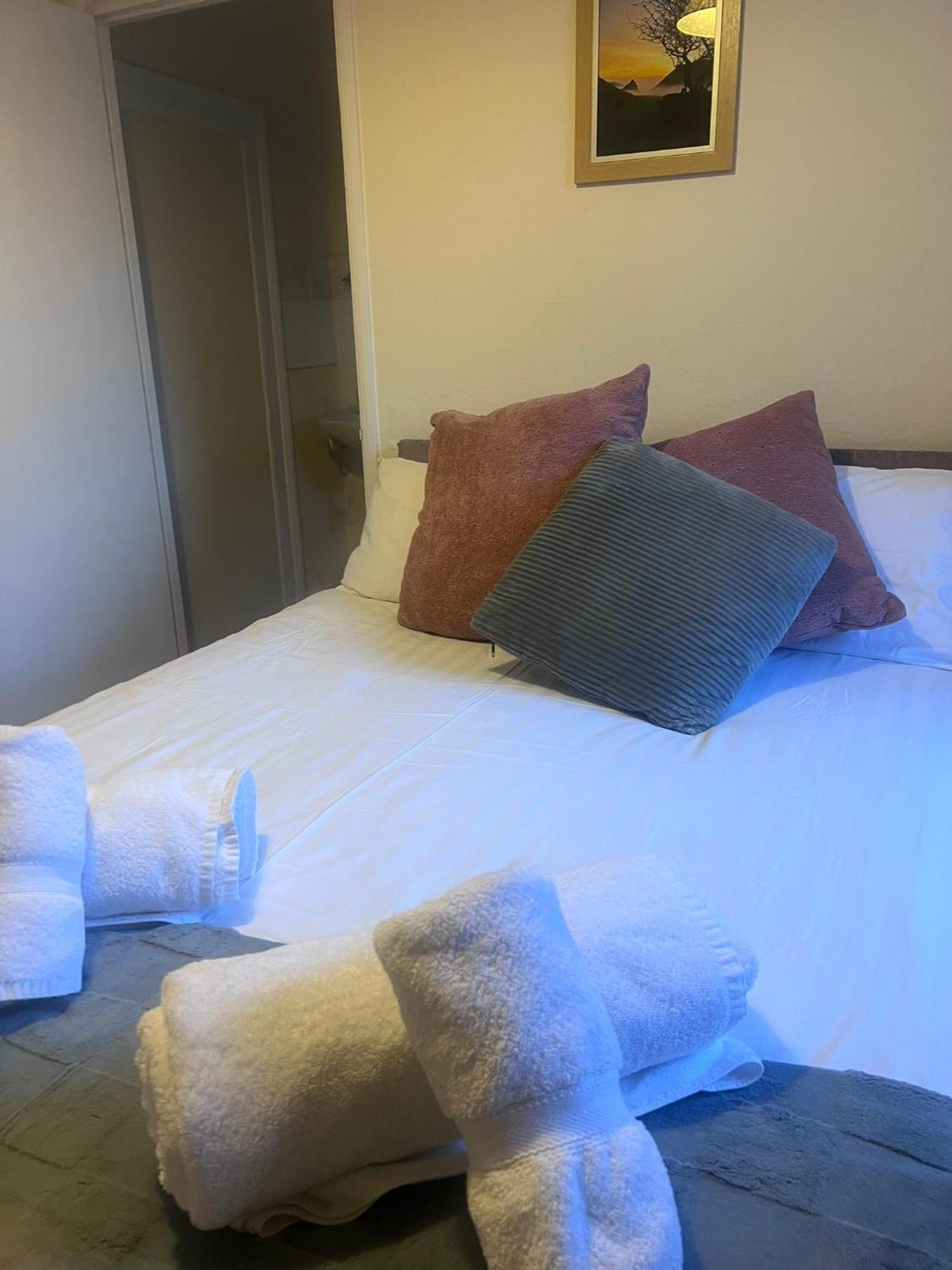 The Crown Hotel Lynton Buitenkant foto