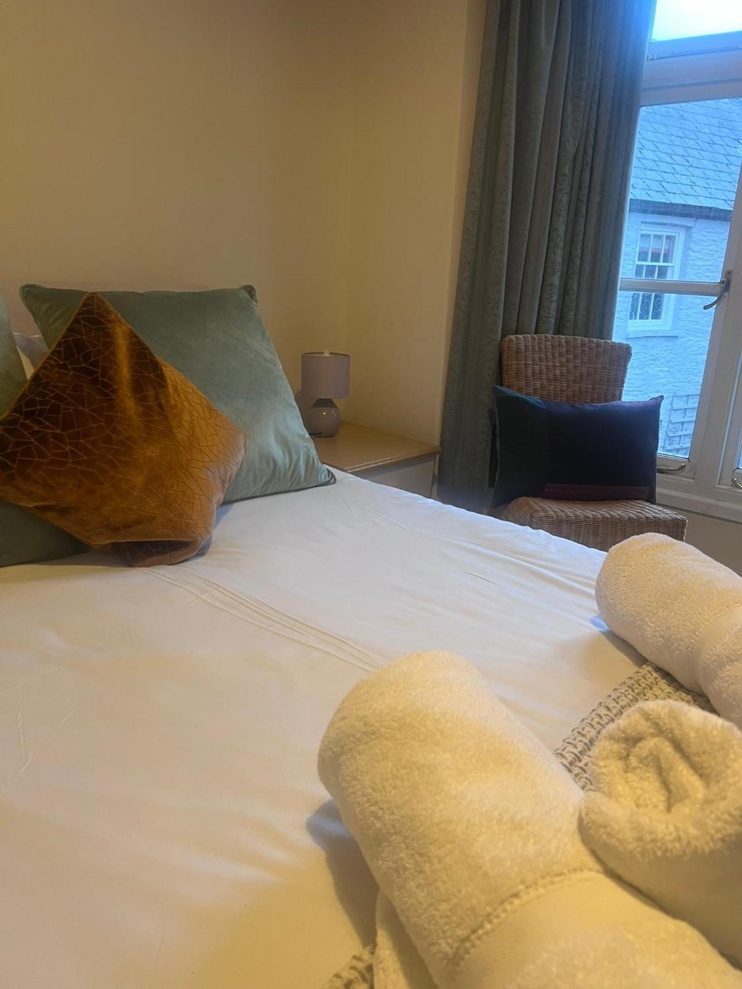 The Crown Hotel Lynton Buitenkant foto