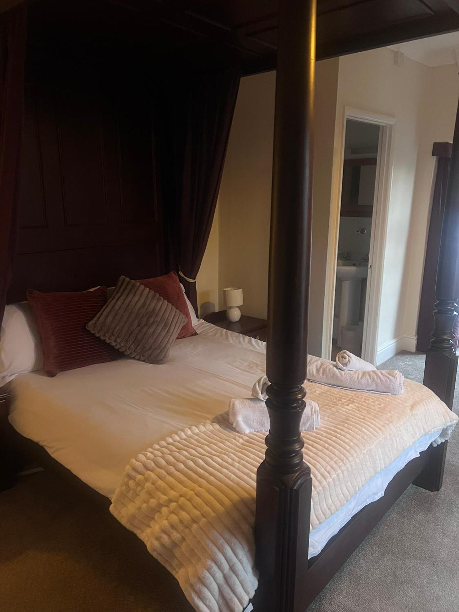 The Crown Hotel Lynton Buitenkant foto