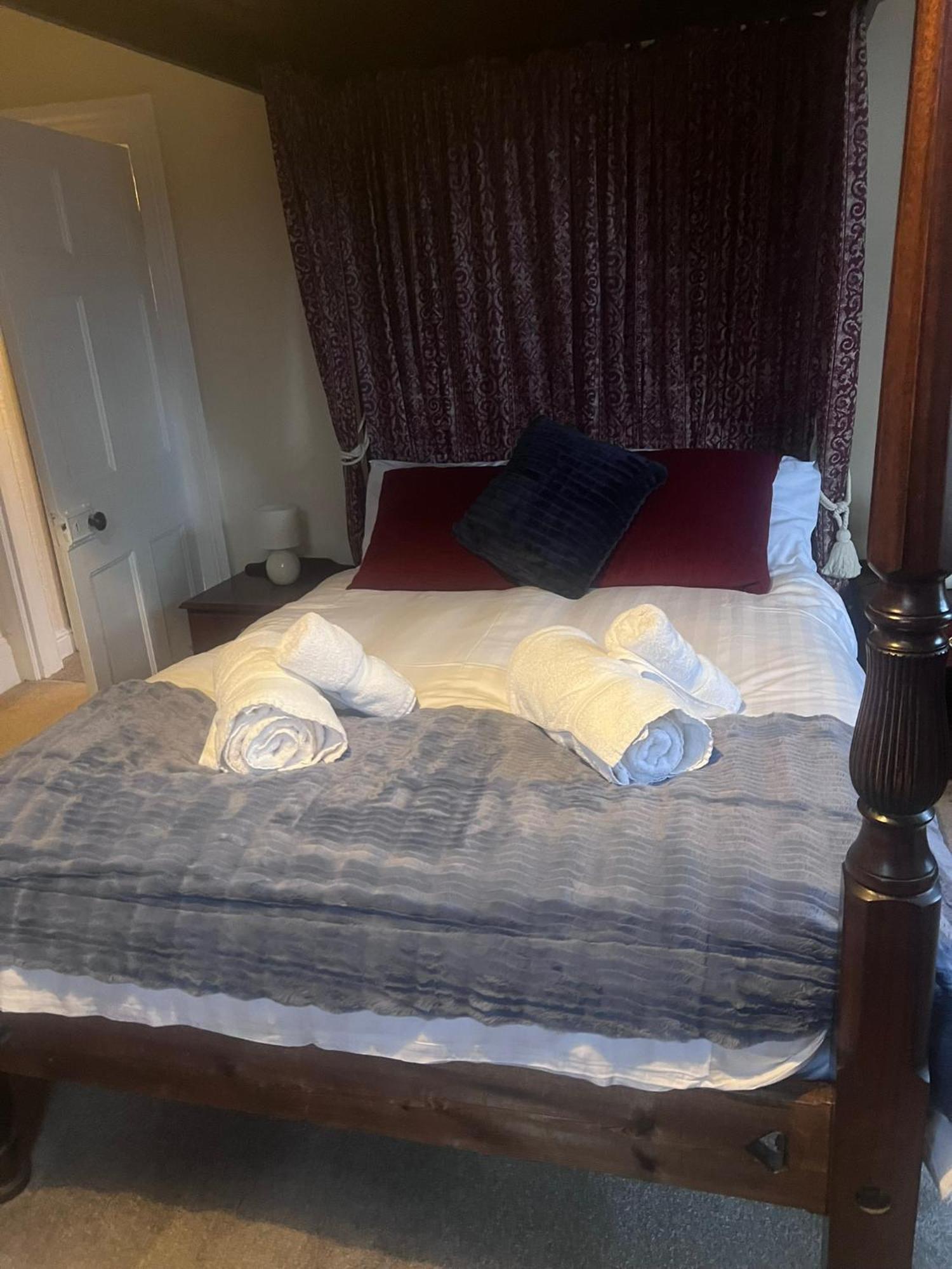 The Crown Hotel Lynton Buitenkant foto