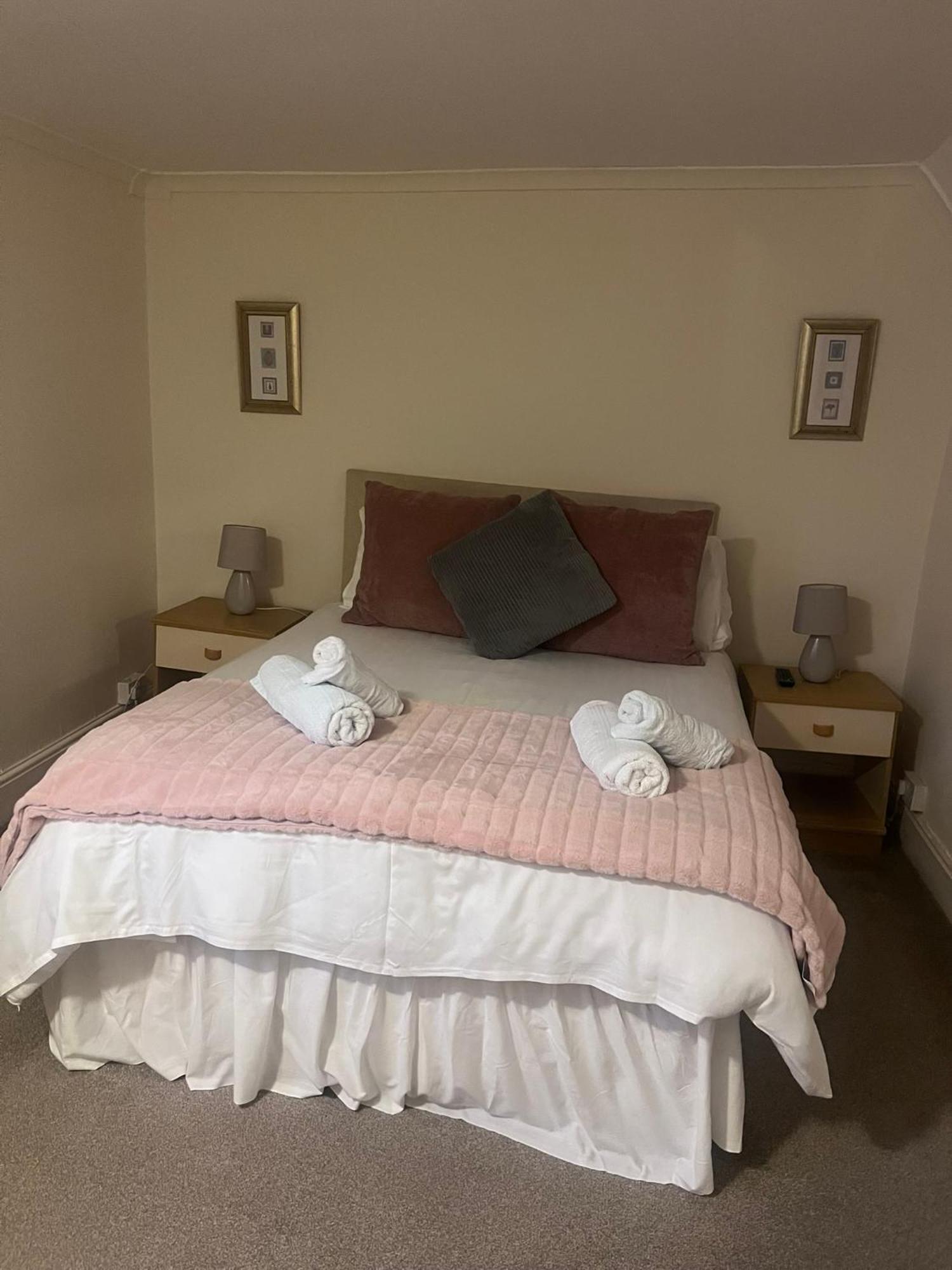 The Crown Hotel Lynton Buitenkant foto