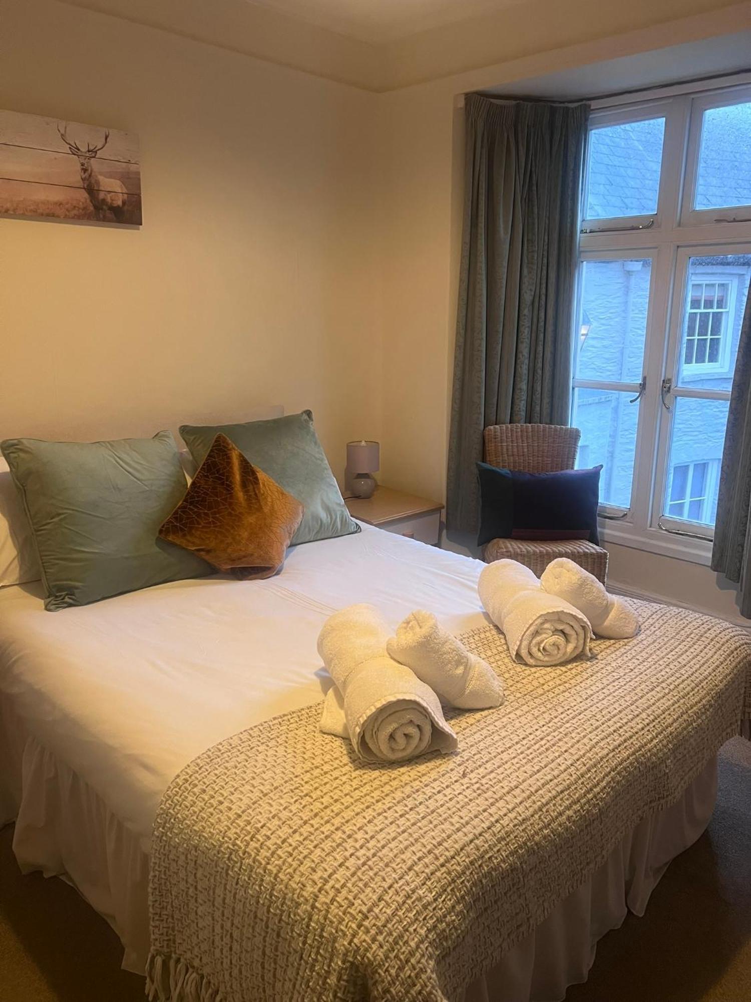 The Crown Hotel Lynton Buitenkant foto