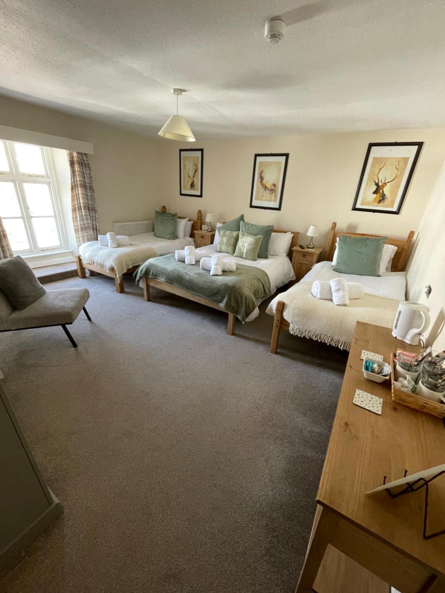 The Crown Hotel Lynton Buitenkant foto